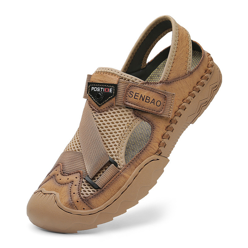 Men's Closed Toe Leather Sandals: Outdoor Beach Shoes