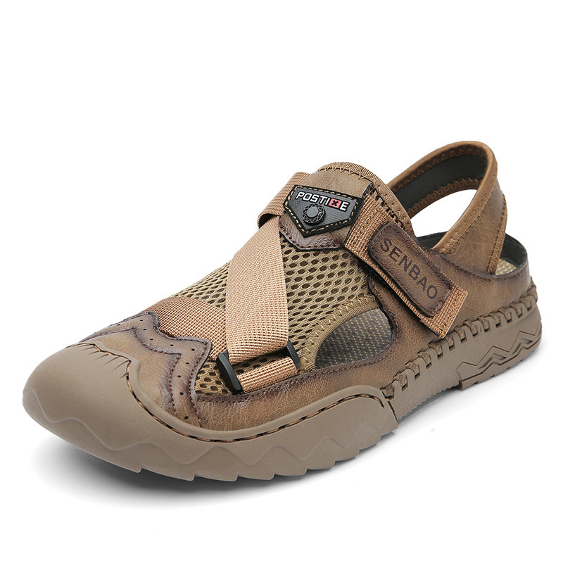 Men's Closed Toe Leather Sandals: Outdoor Beach Shoes