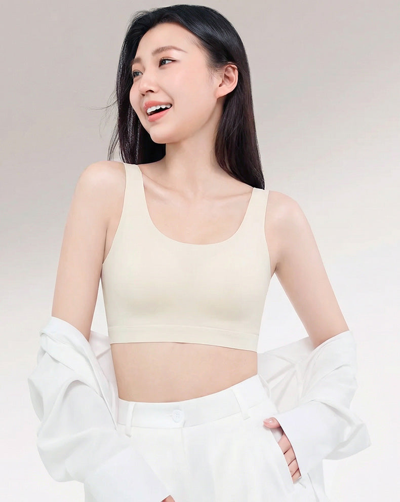 胸 を 小さく 見せる ブラ 薄手の服や白いシャツにもひびきにくい ヴェーミア
