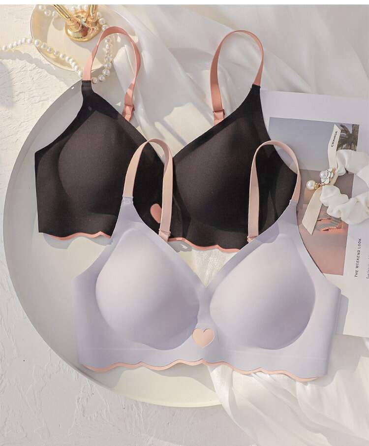小さく見せるブラ 上品