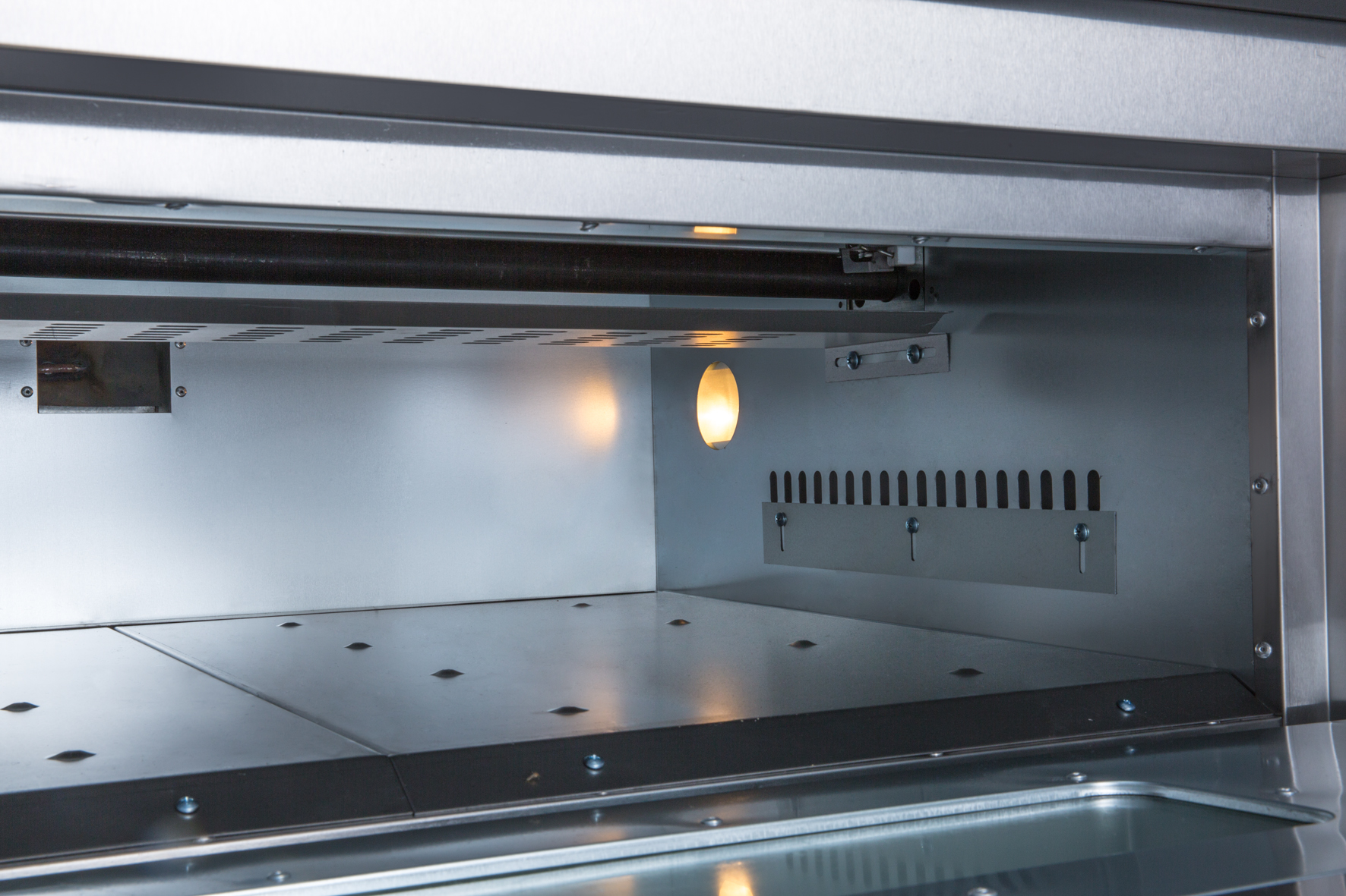 Yumai 3 Deck 6 Tray Gas Oven (Digital Control)