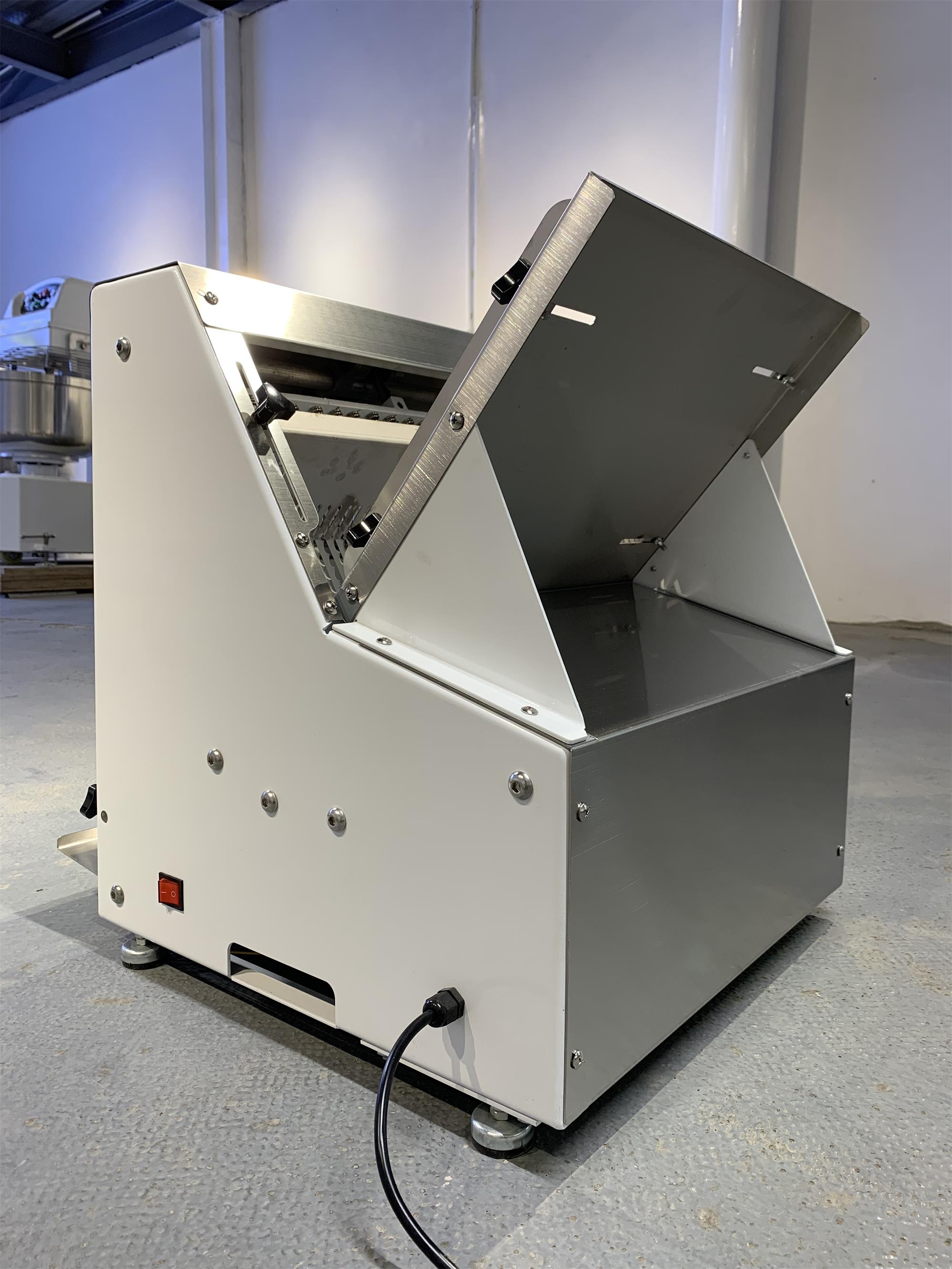 Yumai Continuous Bread Slicer LX-Q31