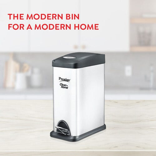 Prestige CleanHome PFBS Single Flip Bin with Plastic Lid, 8 L (Silver)
