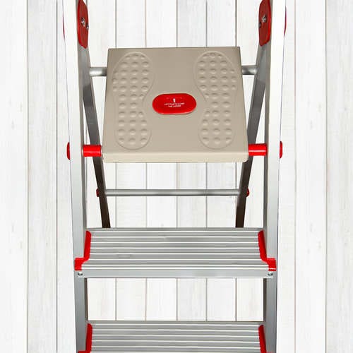 Prestige CleanHome PCIL 6 Steps Household Ladder