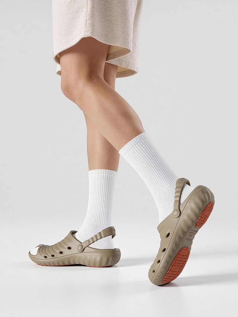 KENROLL K311 Non Slip Thick Sole Breathable Slides (Couples)