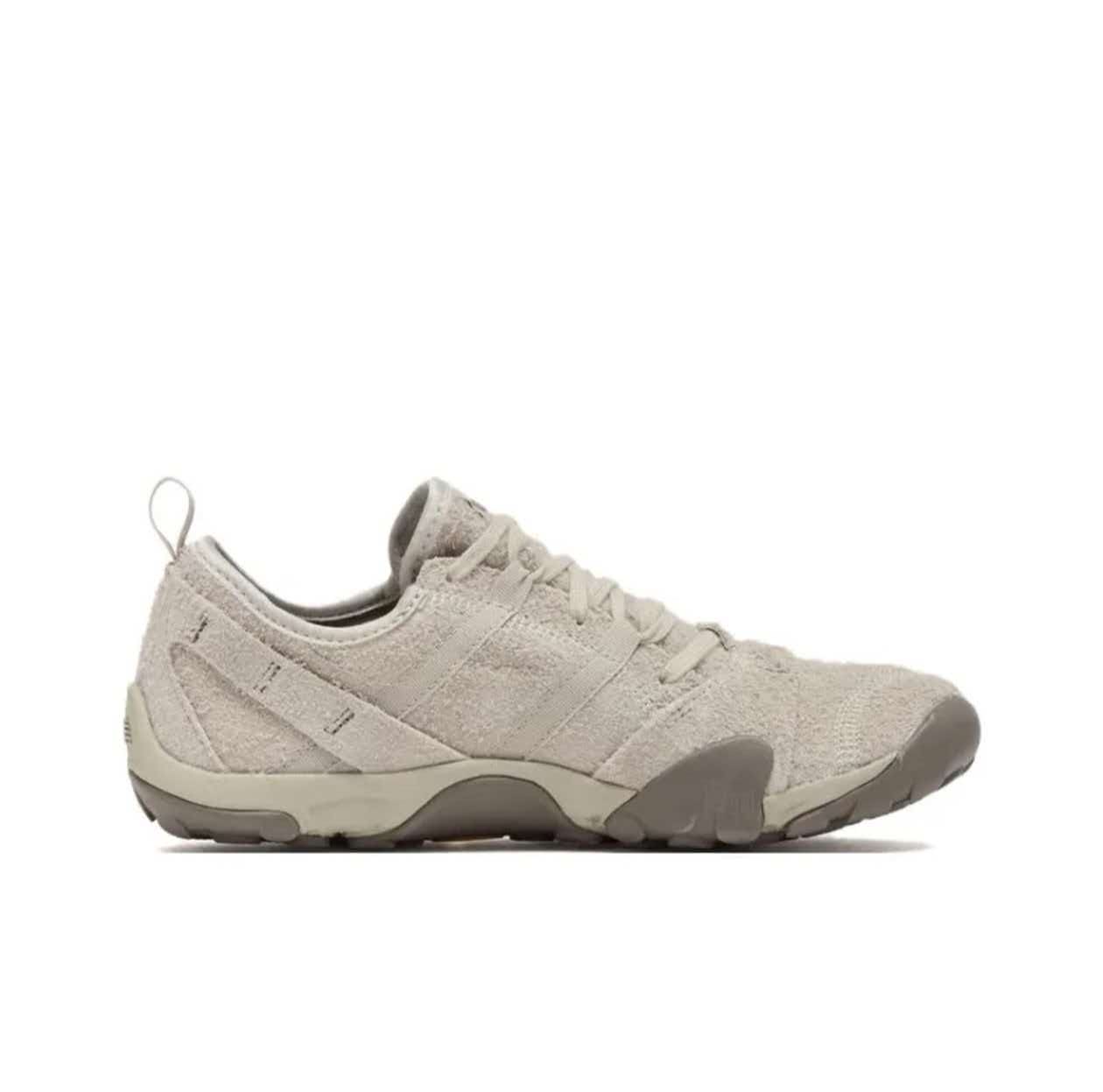 New Balance 淺卡其麂皮赤足戶外鞋