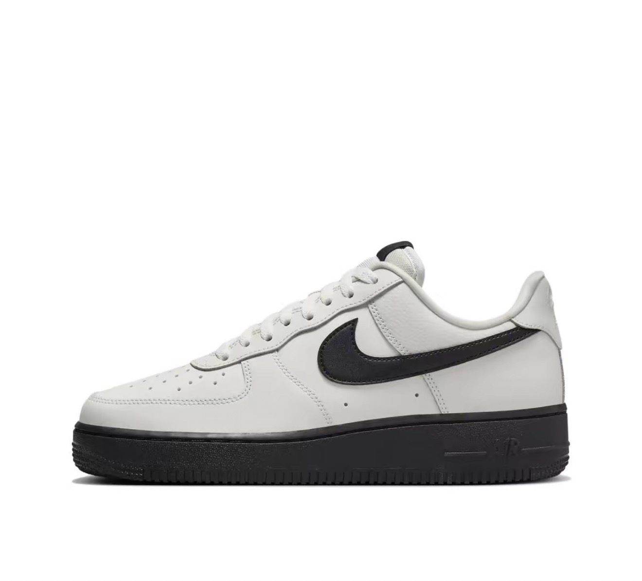 Nike Air Force 1 空軍一號系列