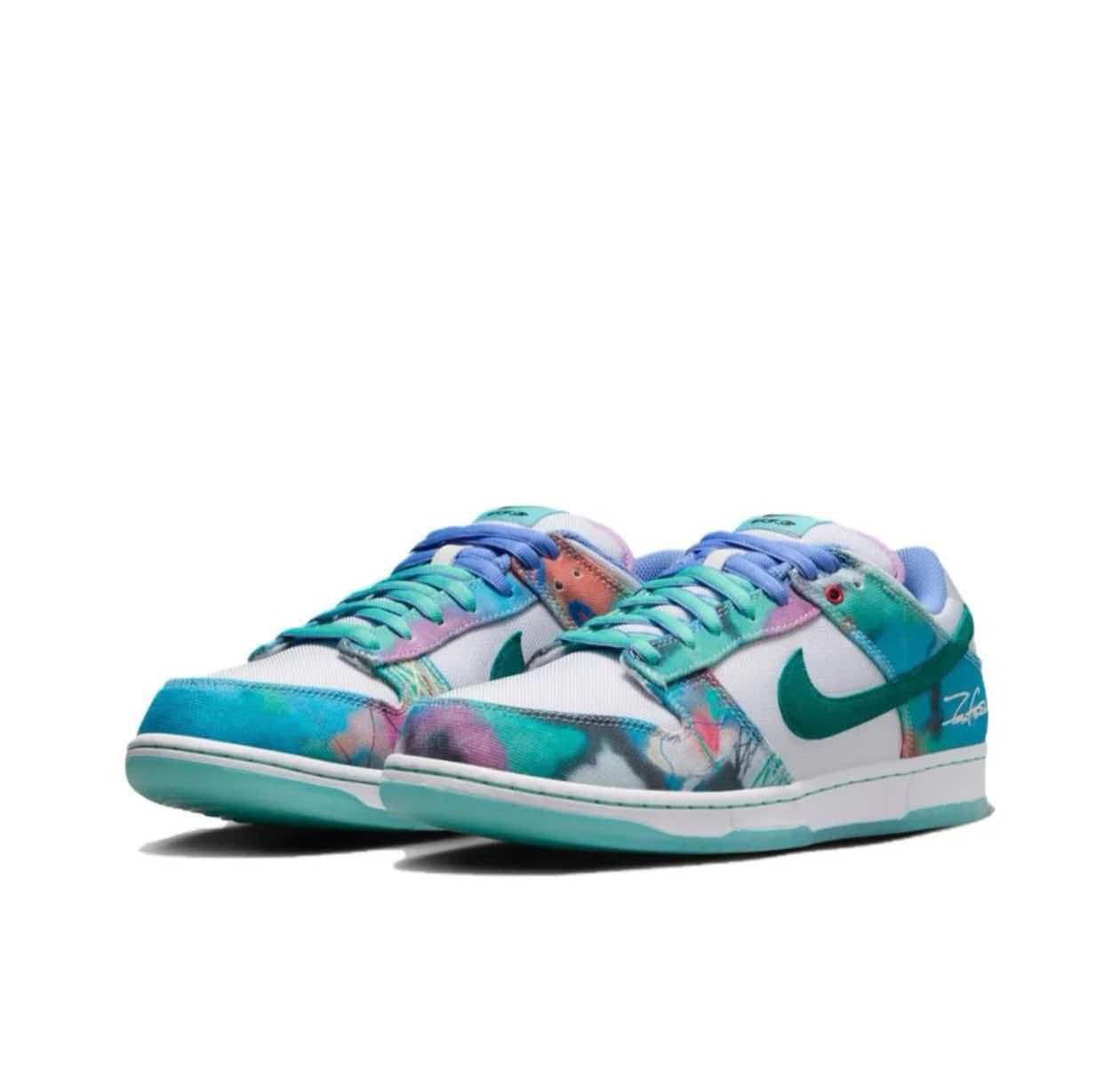 Dunk LOW 基礎系列