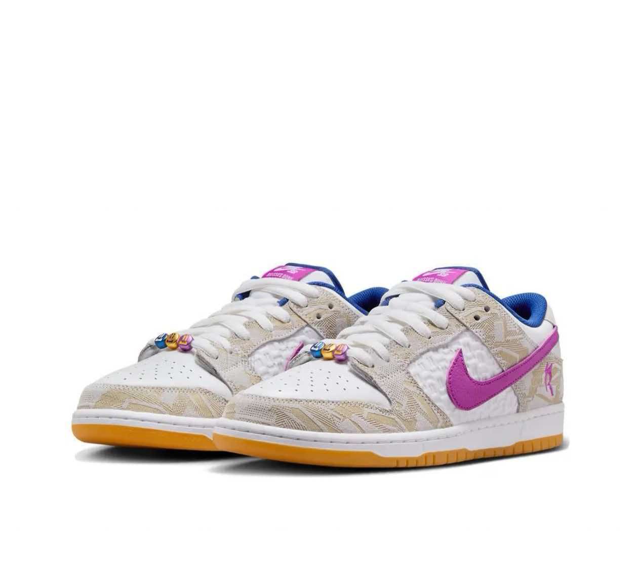 Dunk LOW 基礎系列