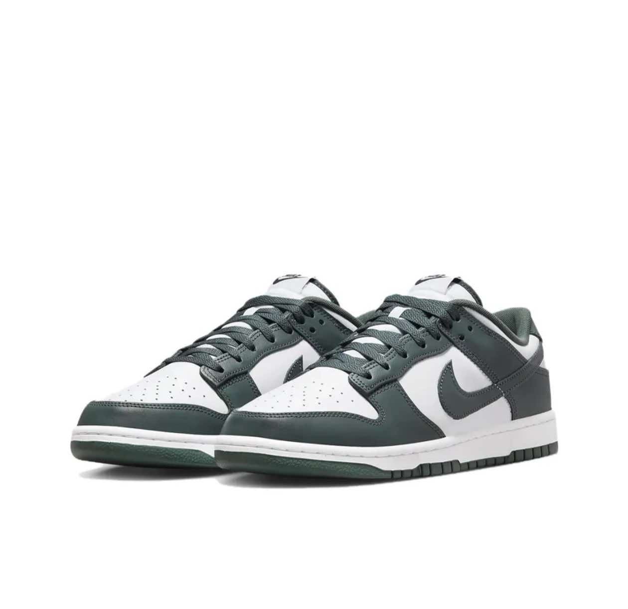 Dunk LOW 基礎系列