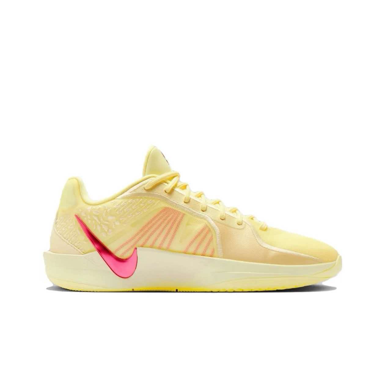 NIKE SABRINA2 黃色