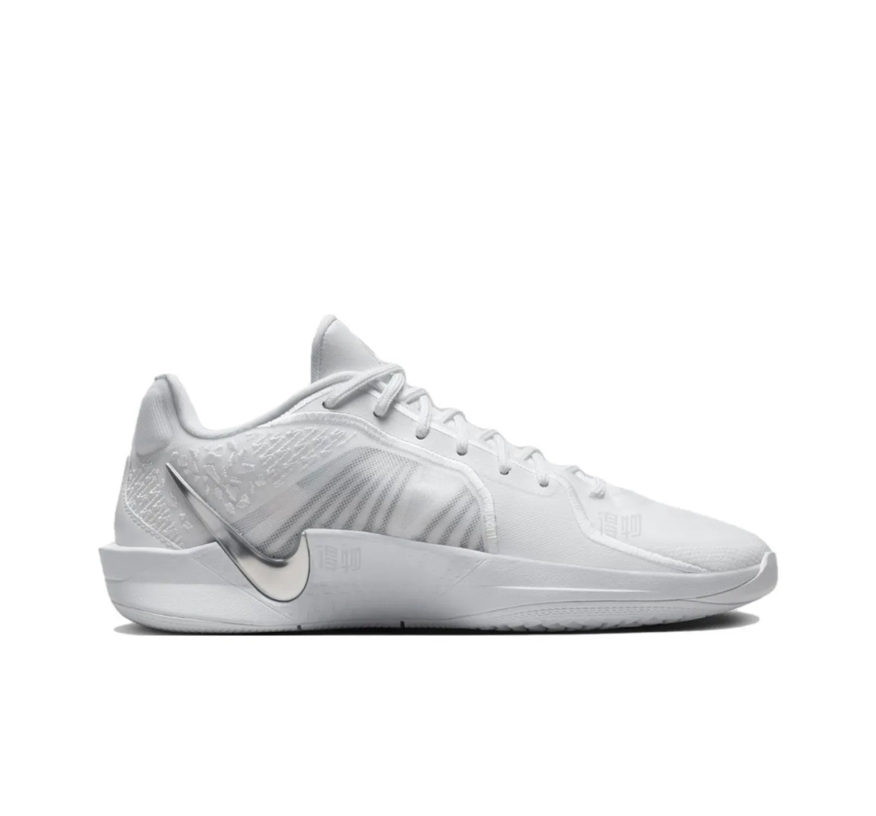 NIKE SABRINA2 白色