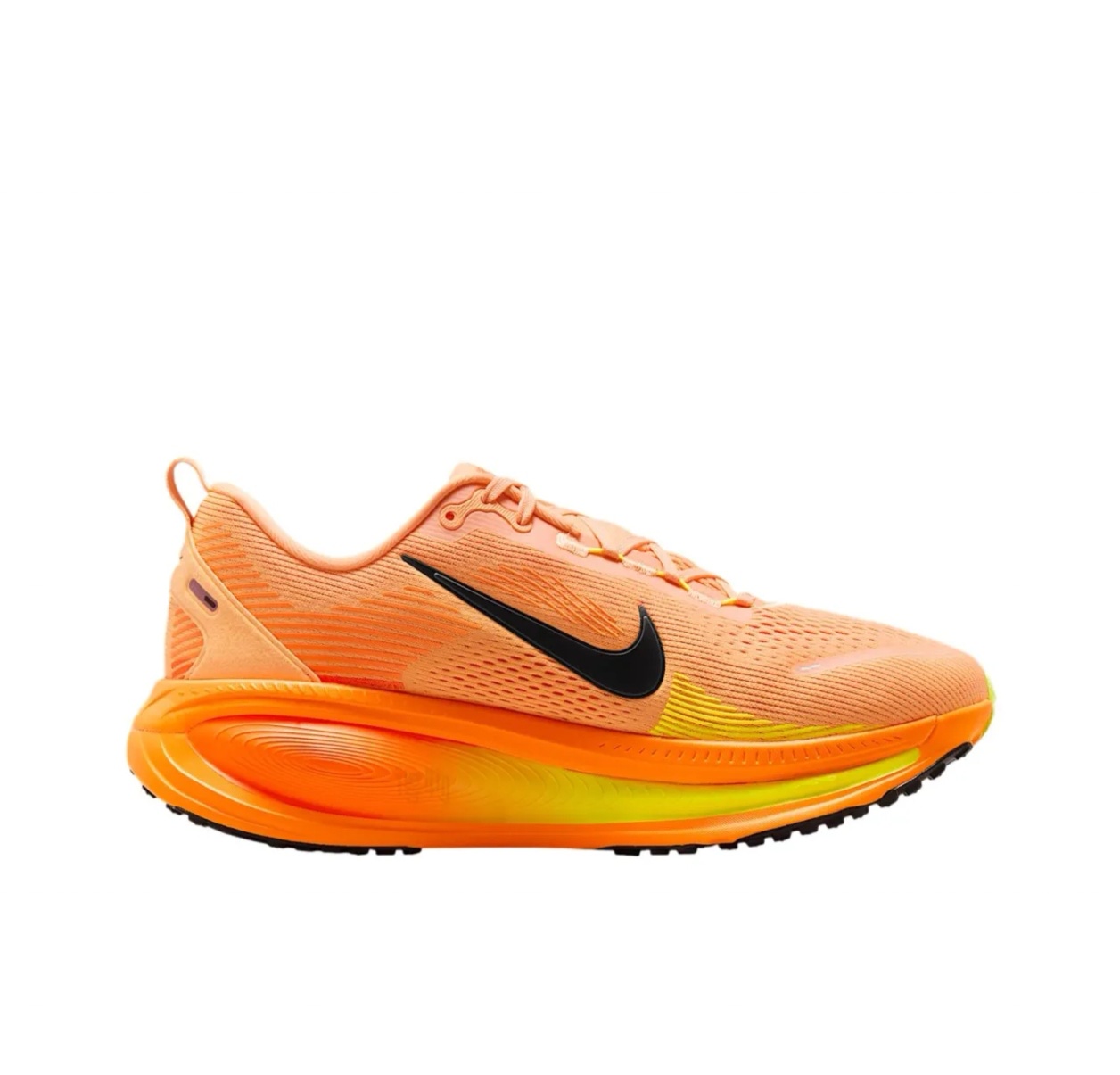 Nike Vomero V18 網面透氣跑步鞋