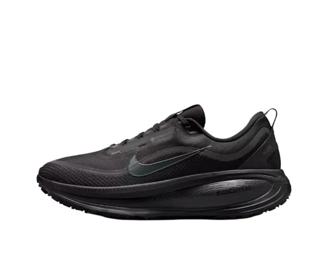Nike Vomero V18 網面透氣跑步鞋