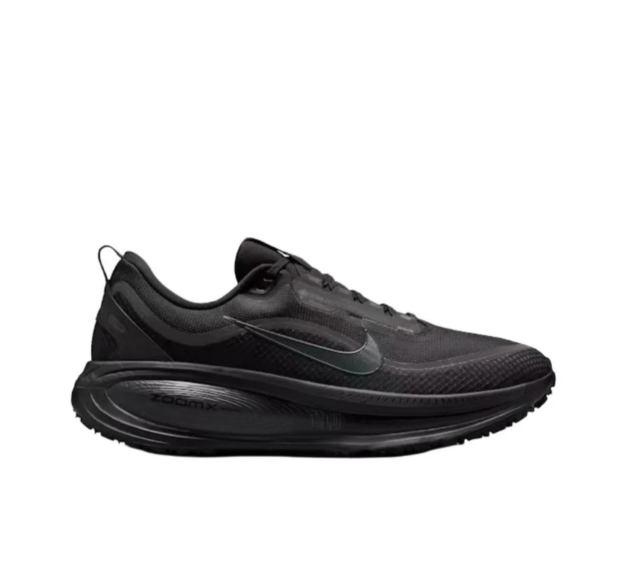 Nike Vomero V18 網面透氣跑步鞋