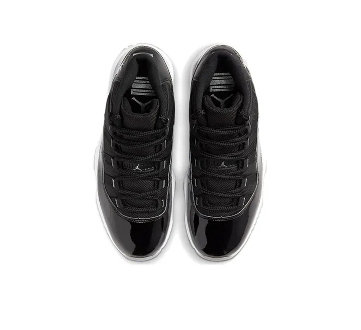 Air Jordan 11 Retro 銀扣