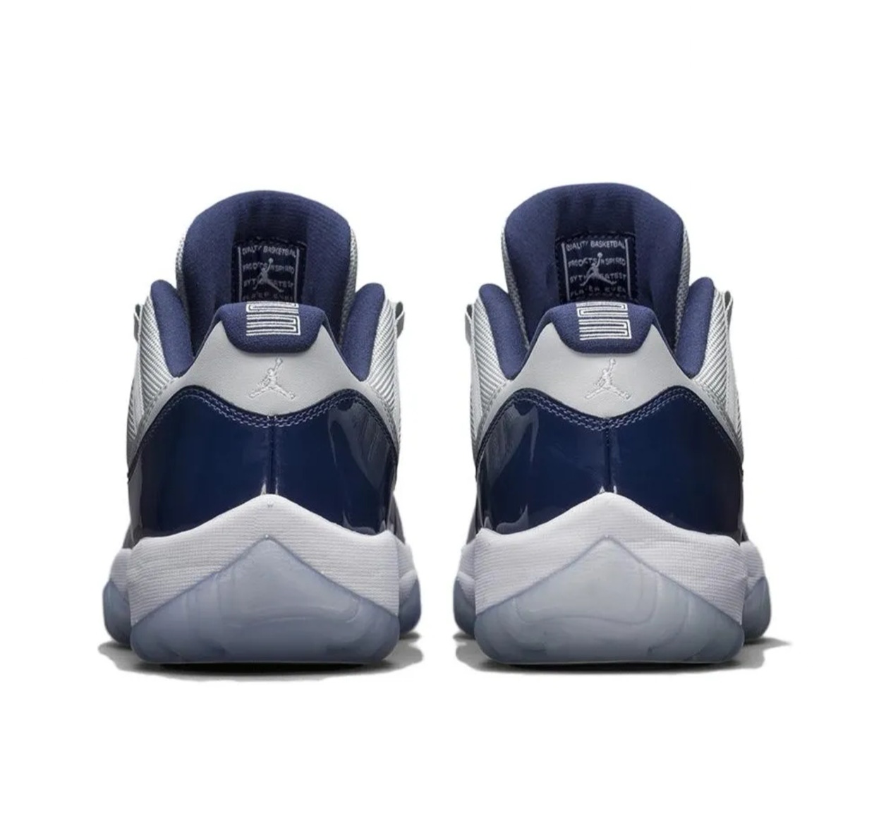 Air Jordan 11 Retro 變色龍