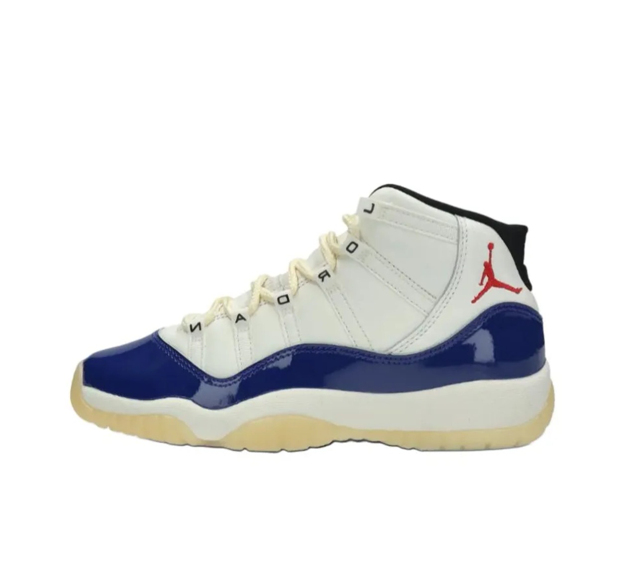 Air Jordan 11 Retro  “RARE AIR” 白藍