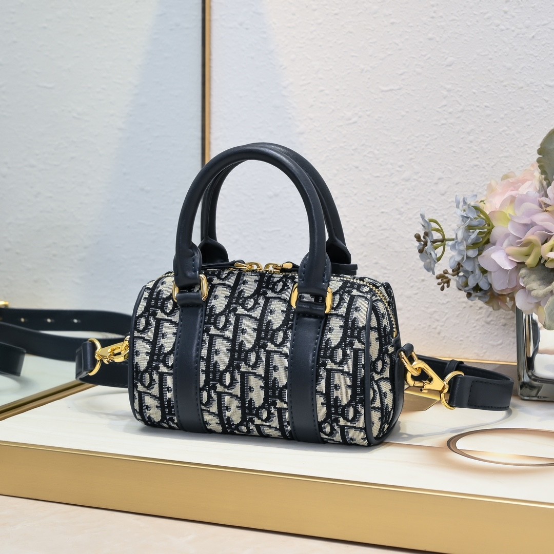 【DIOR旗艦店】ディオール Grooveショルダーバッグ M928-BRAND OFF