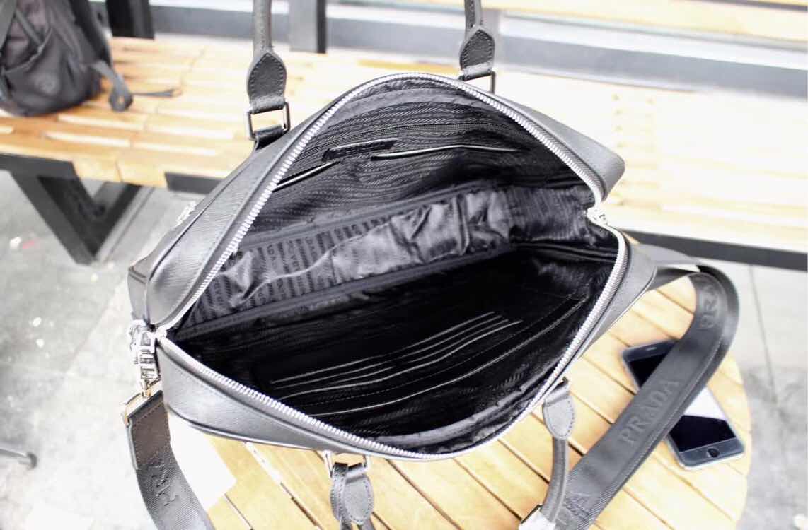 【PRADA 公式旗艦店】プラダ ブリーフケース当日出荷 好評に付き再入荷！39*30*6.5CM-BRAND OFF