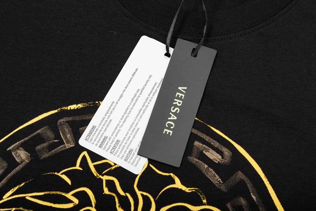 【VERSACE  公式旗艦店】ヴェルサーチ  Tシャツ ご好評に付き再入荷！250218-BRAND OFF