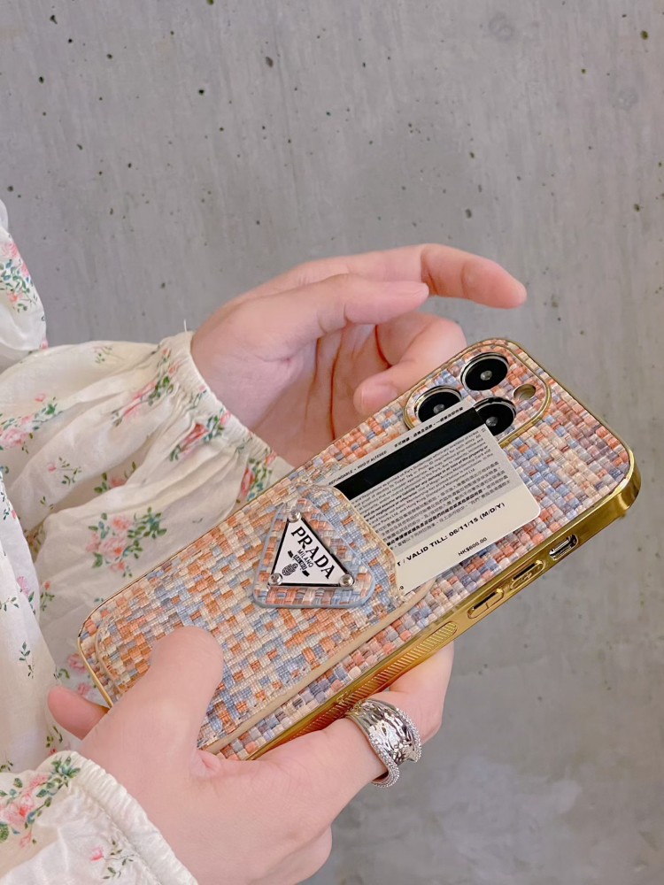 【AT25】プラダ PRADA ❤️ スマホ ショルダー ケース ストラップ おしゃれ ❤️ ハイブランド ❤️ ブランド ❤️ スマホケース ❤️ iphone ケース ❤️ 携帯 ケース ❤️ iphone17 ケース ❤️ スマホカバー ❤️ スマホケース おしゃれ ❤️