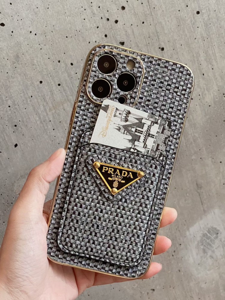 【AT25】プラダ PRADA ❤️ スマホ ショルダー ケース ストラップ おしゃれ ❤️ ハイブランド ❤️ ブランド ❤️ スマホケース ❤️ iphone ケース ❤️ 携帯 ケース ❤️ iphone17 ケース ❤️ スマホカバー ❤️ スマホケース おしゃれ ❤️