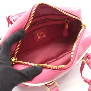 ミュウ ミュウ Miu Miu MATELASSE マテラッセ 2WAY ハンドバッグ バッグ レザー ピンク系 / ホワイト系