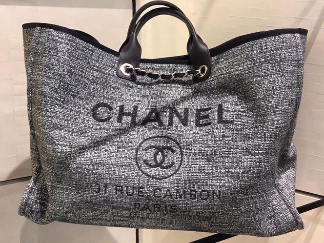 【 CHANEL】シャネル 大きなチャコールキャンバスドーヴィルトートTOTE-BRAND OFF