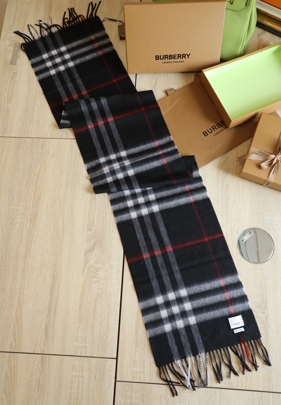 【BURBERRY公式旗艦店】バーバリー スカーフ 限定発売 送料無料-BRAND OFF