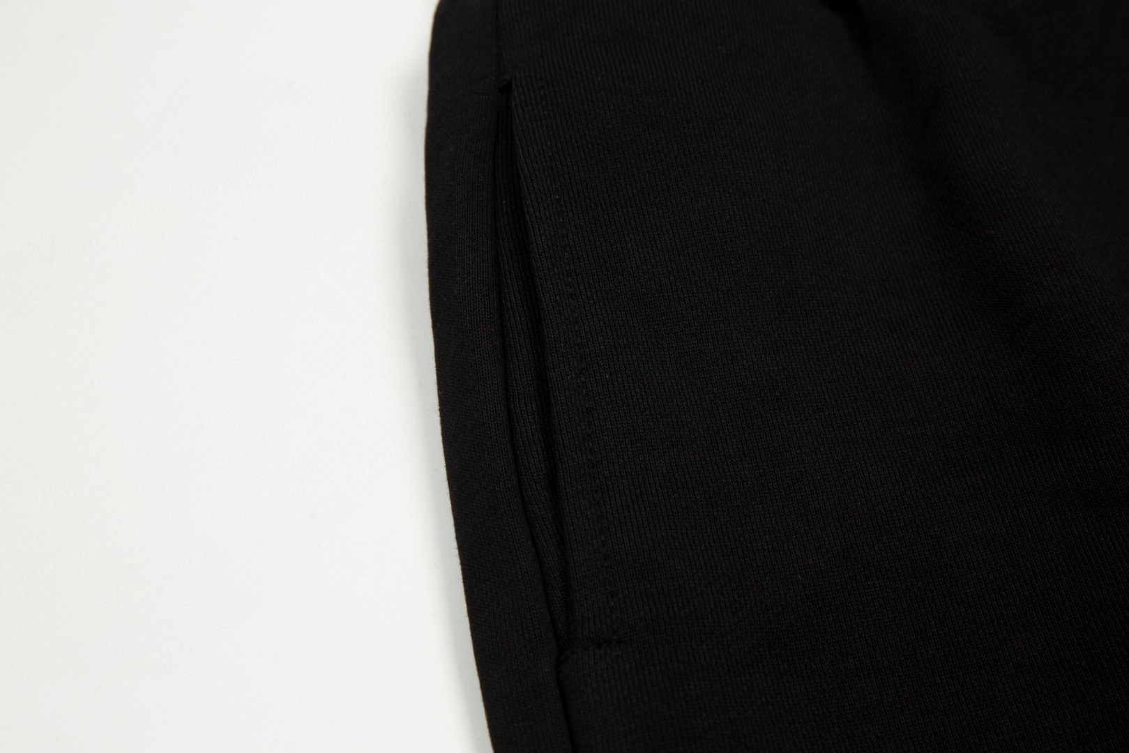 【BURBERRY 公式旗艦店】バーバリー    ショートパンツ  ご好評に付き再入荷！-BRAND OFF