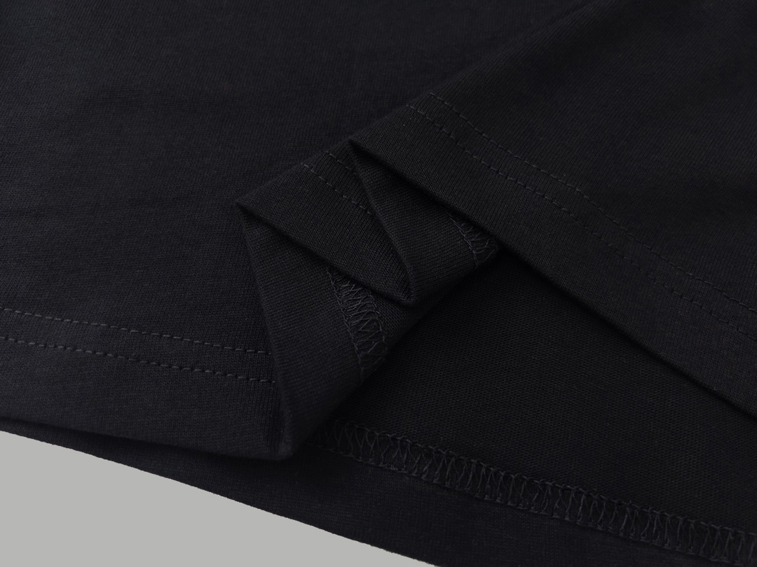 【2026】【BALENCIAGA  公式旗艦店】バレンシアガ  Tシャツ ご好評に付き再入荷 240731-BRAND OFF