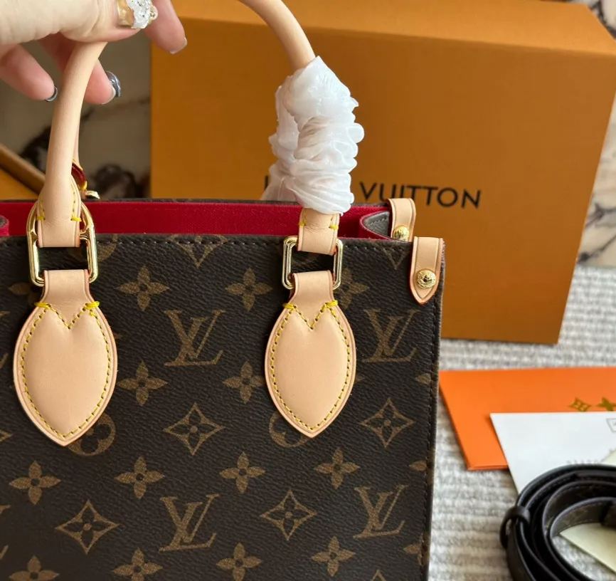 ☆Louis Vuitton☆ Sac Platの新しいミュージックバッグ-BRAND OFF