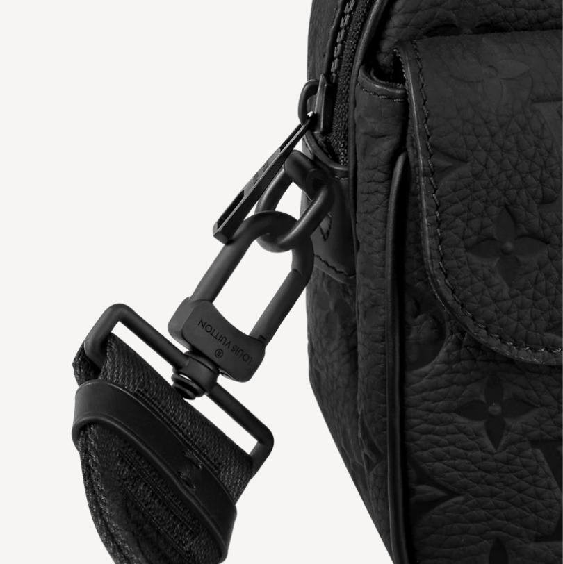 新作 LOUIS VUITTON 直営店 メッセンジャー モノグラム 黒 M58489-BRAND OFF