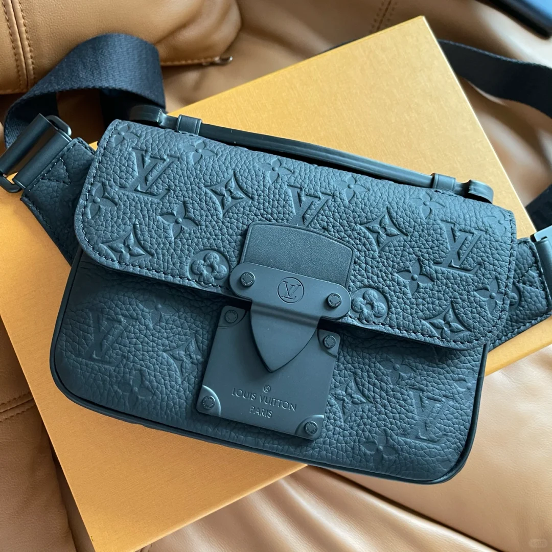 LOUIS VUITTON LVメンズバッグ06-BRAND OFF