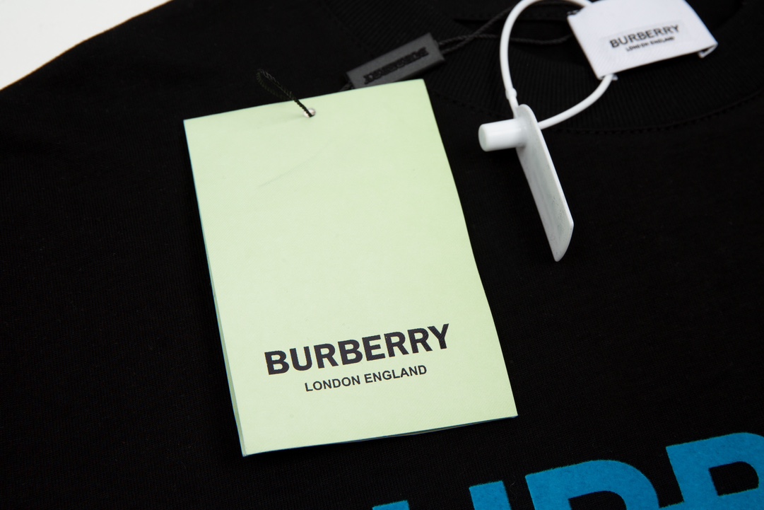 【2026】【BURBERRY  公式旗艦店】バーバリー     Tシャツ ご好評に付き再入荷！-BRAND OFF