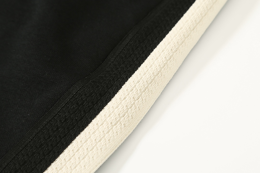 【 LOEWE 公式旗艦店】ロエベ    ショートパンツ  ご好評に付き再入荷！-BRAND OFF