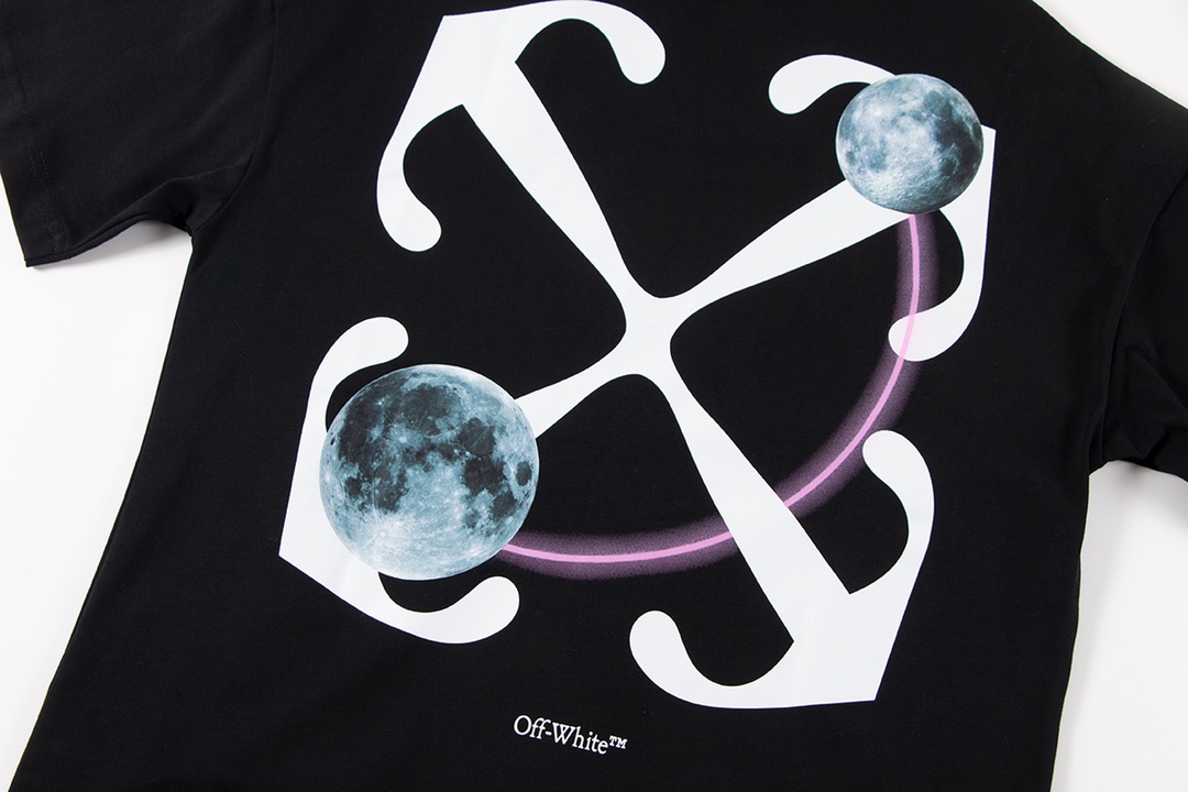 【OFF-WHITE 公式旗艦店】オフホワイト  Tシャツ ご好評に付き再入荷！24629-BRAND OFF