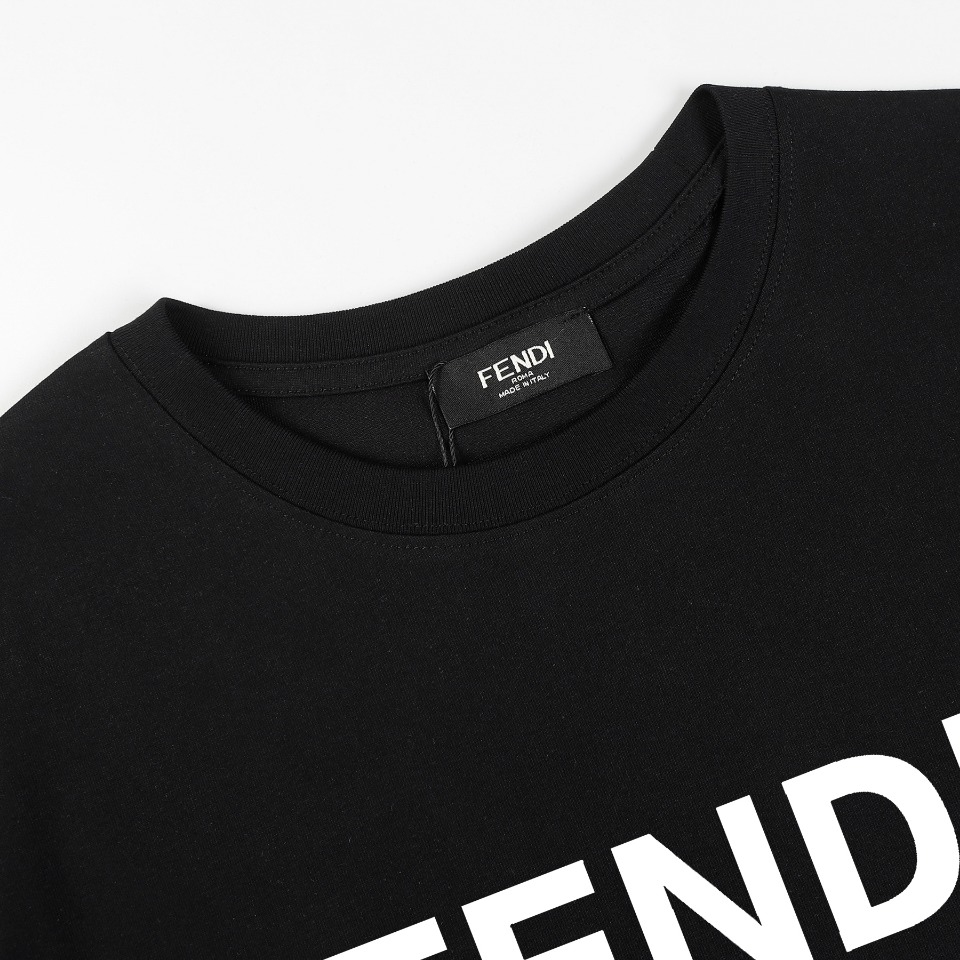 【2026】【FENDI公式旗艦店】フェンディ  Tシャツ ご好評に付き再入荷！-BRAND OFF