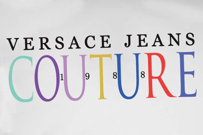 【VERSACE  公式旗艦店】ヴェルサーチ Tシャツご好評に付き再入荷 24628-BRAND OFF