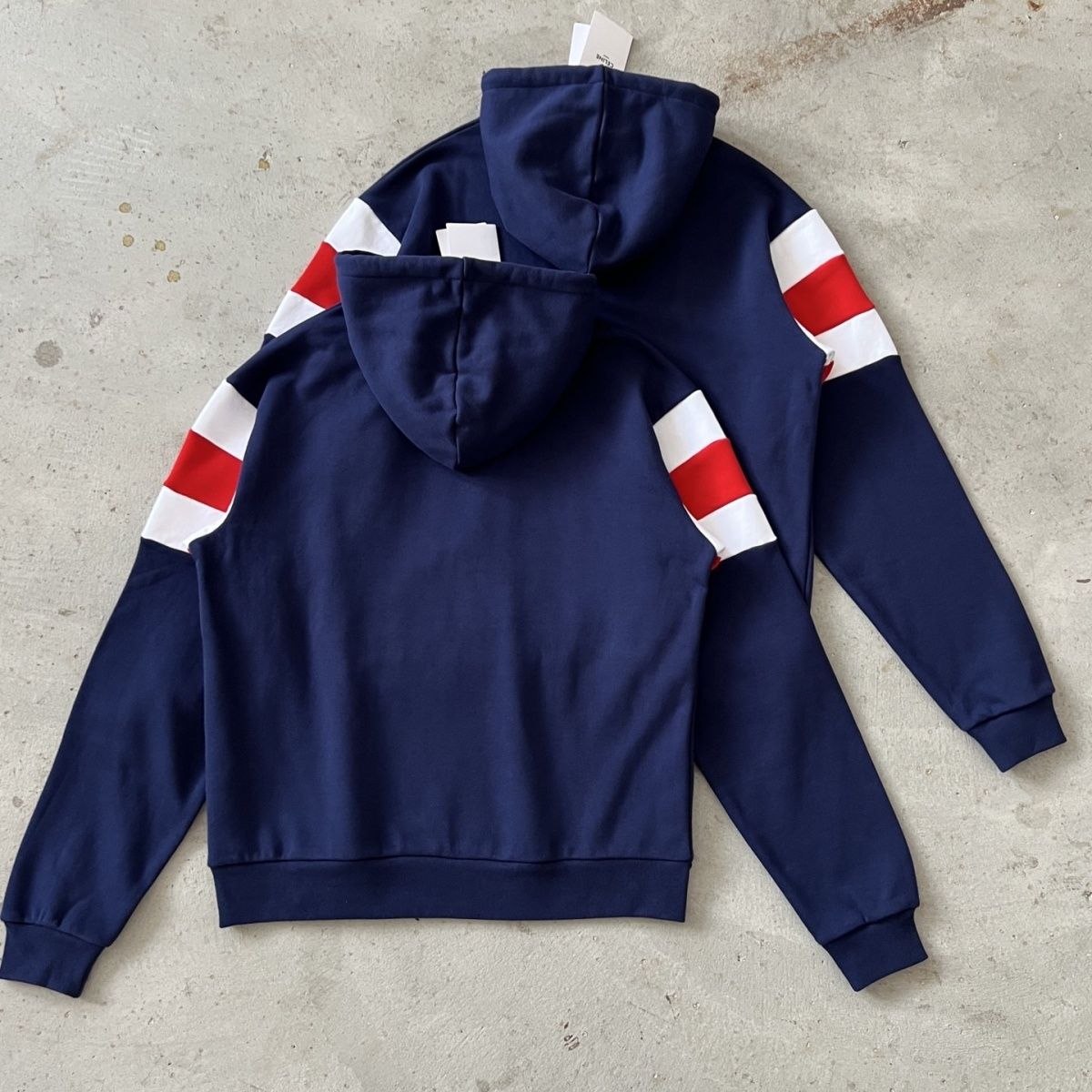 【CELINE旗艦店】パーカー 男女兼用 ご好評に付き再入荷！-BRAND OFF
