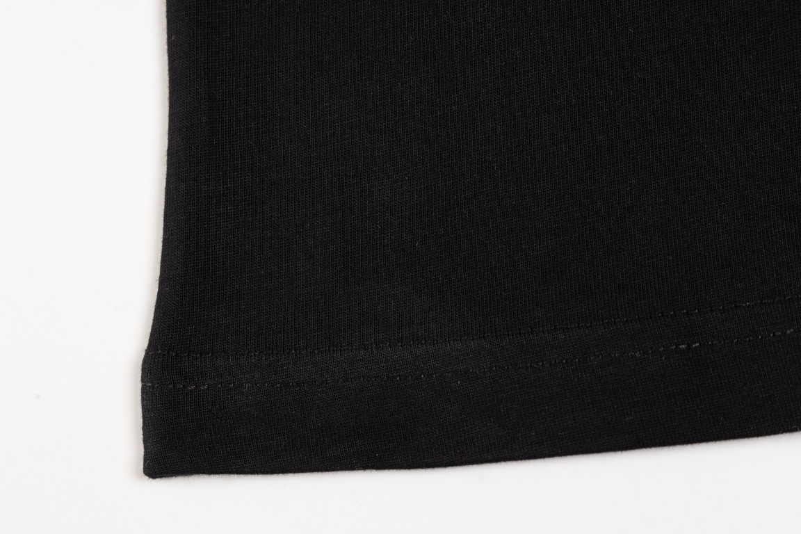 【DIOR 公式旗艦店】ディオール   Tシャツ ご好評に付き再入荷 250210-BRAND OFF