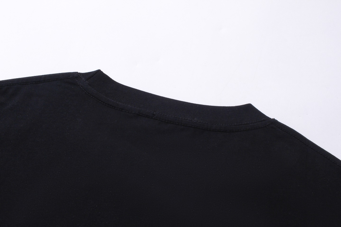 【BURBERRY  公式旗艦店】バーバリー  Tシャツ ご好評に付き再入荷 250211-BRAND OFF
