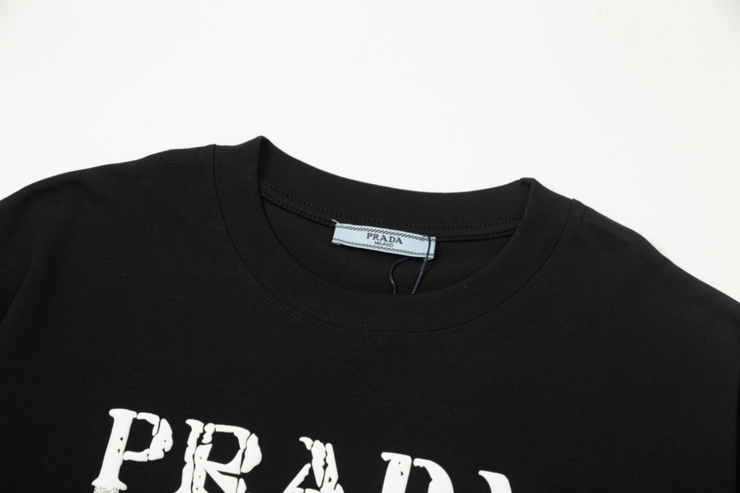 【PRADA 公式旗艦店】プラダ    Tシャツご好評に付き再入荷！ 250213-BRAND OFF