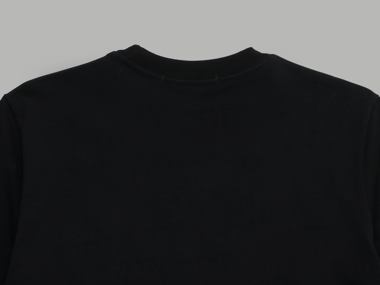 【GIVENCHY   公式旗艦店】 ジバンシー   Tシャツ ご好評に付き再入荷！ 250215-BRAND OFF