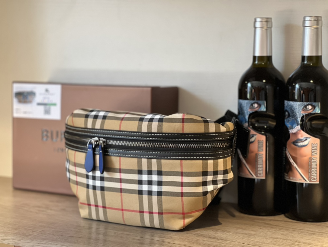 【BUREERRY公式 旗艦店】（バーバリー） ウエストポーチ 28cmX16cm-BRAND OFF