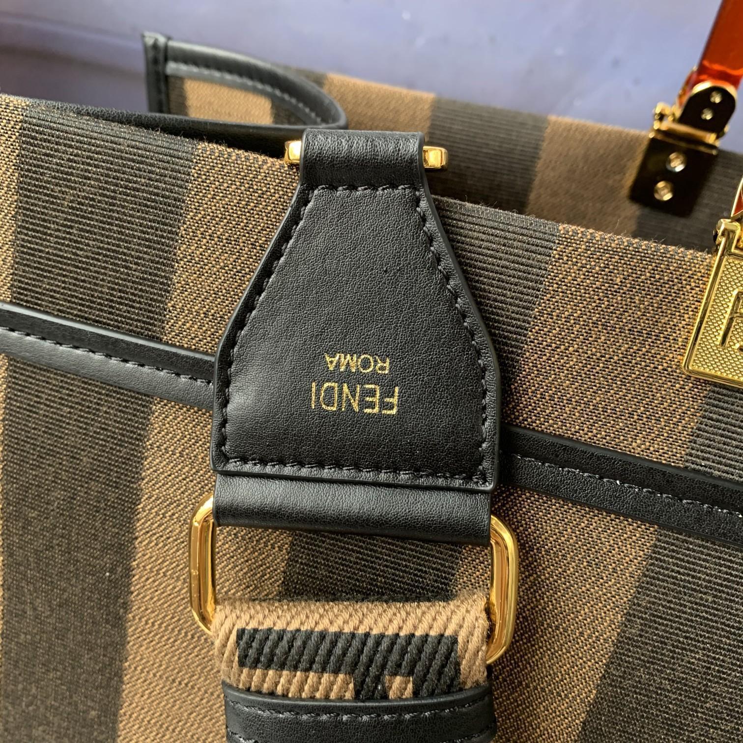 FENDI（フェンディ） ハンドバッグ 40.5X21.5X35CM-BRAND OFF