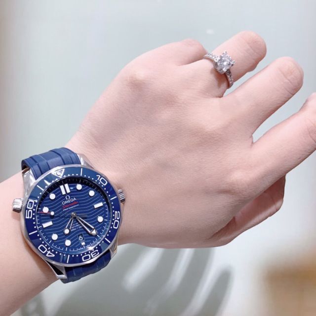 オメガ シーマスター ダイバー300M コーアクシャル マスタークロノメーター 210.32.42.20.03.001-BRAND OFF