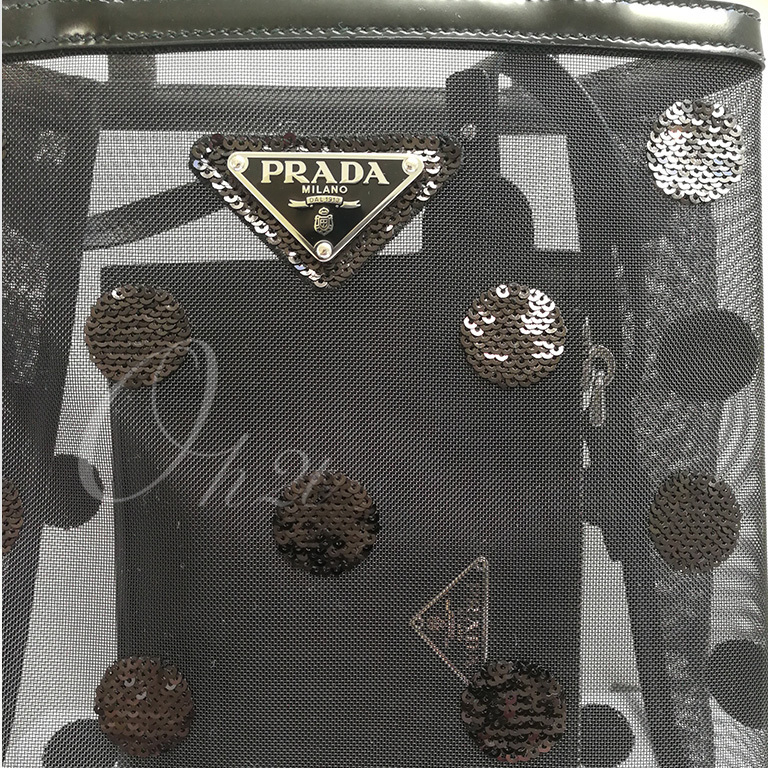 PRADA スモール ポルカドット メッシュ トートバッグ-BRAND OFF