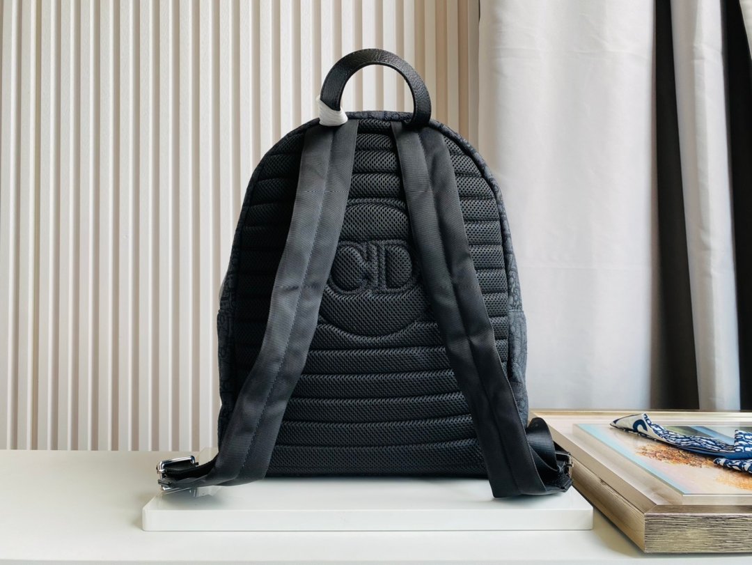 Christian Dior 【ディオール】バックパック30x40x15cm-BRAND OFF